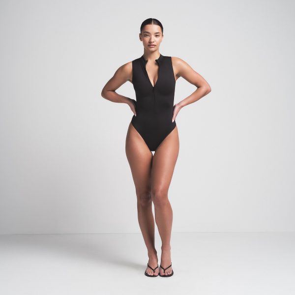 SIGNATURE SWIM ZIP FRONT ONE PIECE | ONYX