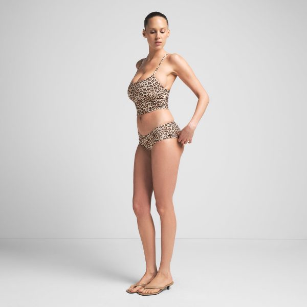 SIGNATURE SWIM HIPSTER BIKINI BOTTOM | CHAMPAGNE LEOPARD PRINT