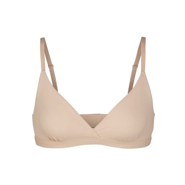 FITS EVERYBODY CROSSOVER BRALETTE | MICA