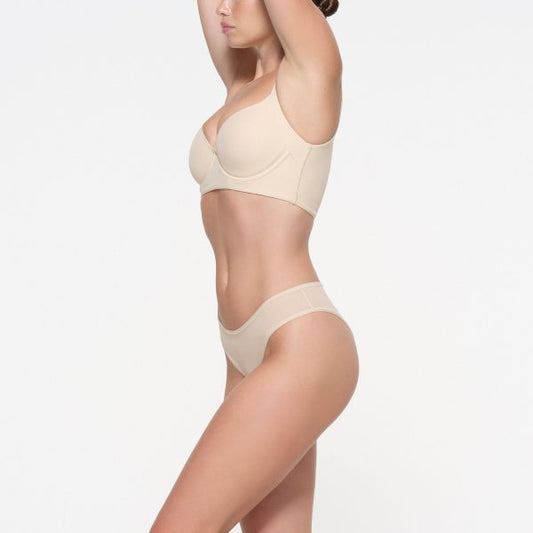FITS EVERYBODY BACK SMOOTHING FULL COVERAGE BRA | SAND