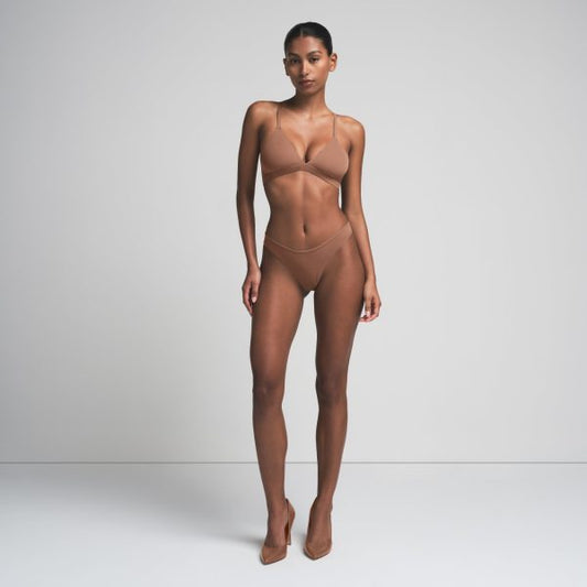 FITS EVERYBODY RACERBACK TRIANGLE BRALETTE | JASPER