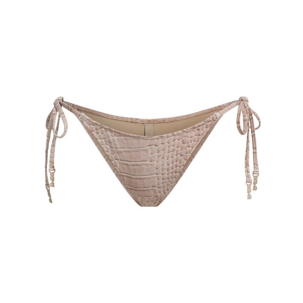SIGNATURE SWIM DIPPED TIE BIKINI BOTTOM | DUNE CROCODILE PRINT