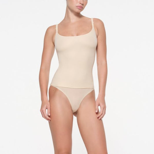 FITS EVERYBODY BACK SMOOTHING CAMI | SAND