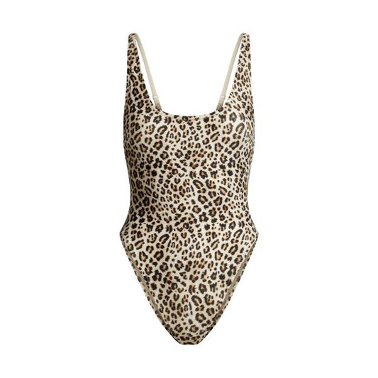 SIGNATURE SWIM SCOOP NECK ONE PIECE | CHAMPAGNE LEOPARD PRINT